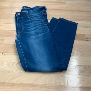 GREAT CONDITION AMERICAN EAGLE JEANS